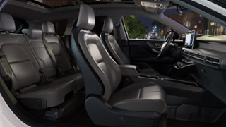 2026 Lincoln Lincoln Corsair® Internal Image 1